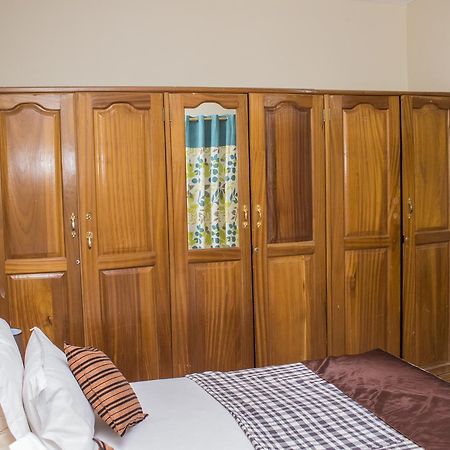 Lovista Hotel North Legon Экстерьер фото